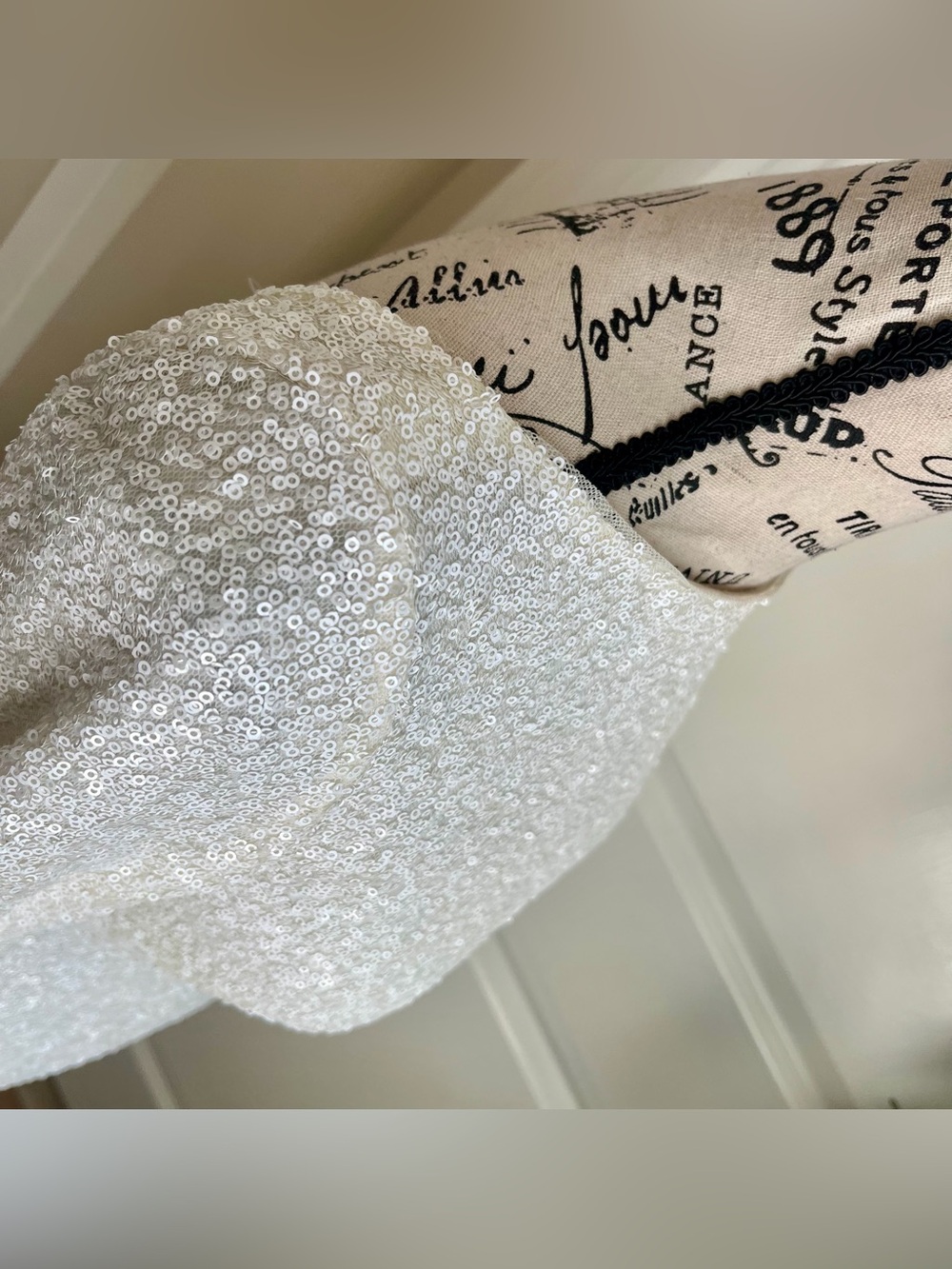 Lauren Ralph Lauren Evening Sequin Long Sleeve Boat Neck Top White Sz 2 - Picture 9 of 16